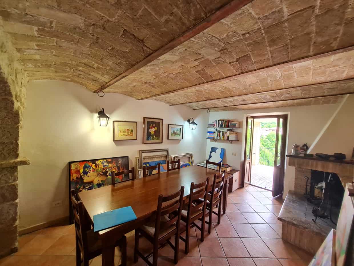 Ref 133 Beautifully restored property with vaulted ceilings.