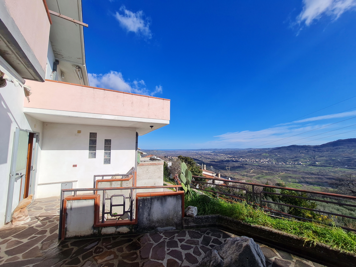 Ref 200 Fabulous semi detached villa with panoramic views